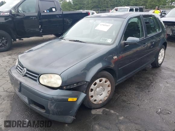 ✅ 2004 Volkswagen Golf GL • VIN: 9BWFL61J844000439 • Lot: 42903107. Listed on IAAI with 124,132 mi. Free auction sales archive from the USA and detailed vehicle history report at DreamBid. Image 18.