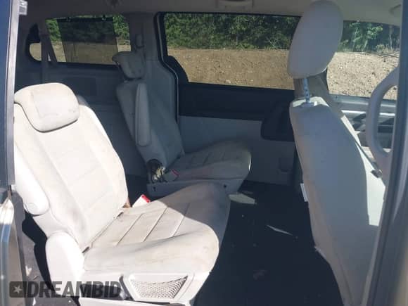 2008 Dodge Grand Caravan SXT z VIN 1D8HN54P78B124714, wystawiony jako IAAI lot #43418099 z przebiegiem 135 506 mil mil oraz . Historia ofert i sprzedaży dostępna na DreamBid. Obrazek 8.