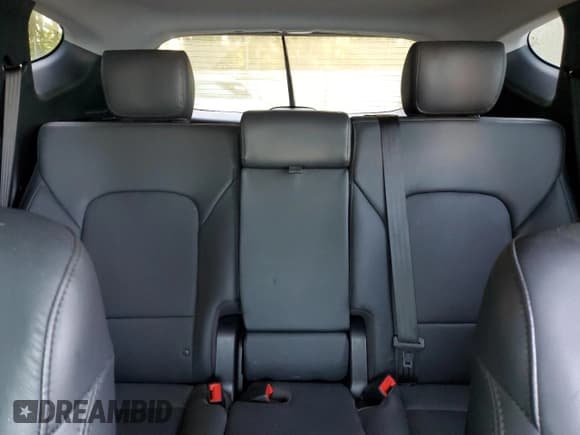 ✅ 2018 Hyundai Santa Fe Ultimate • VIN: 5NMZWDLAXJH066817 • Лот: 52575364. Опубликован ранее на Copart с пробегом 35 043 миль. Бесплатный доступ к архиву аукционных продаж из США и подробный отчёт об истории автомобиля на DreamBid. Изображение 10.