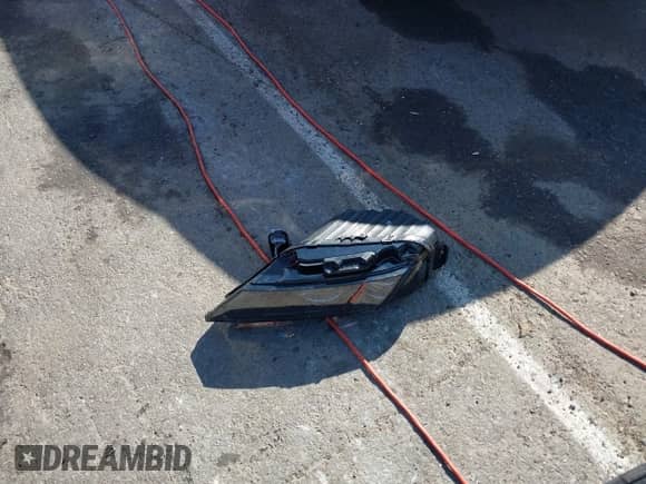 2024 Hyundai Sonata SEL z VIN KMHL34JJ7RA099678, wystawiony jako IAAI lot #42542959 z przebiegiem 10 654 mil mil oraz . Historia ofert i sprzedaży dostępna na DreamBid. Obrazek 12.