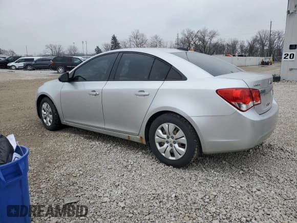 ✅ 2016 Chevrolet Cruze LS • VIN: 1G1PB5SH1G7116231 • Lot: 44238065. Listed on Copart with 133,551 mi. Free auction sales archive from the USA and detailed vehicle history report at DreamBid. Image 2.