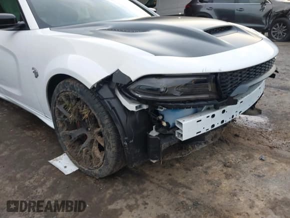 ✅ 2023 Dodge Charger SRT Hellcat Widebody Jailbreak • VIN: 2C3CDXL95PH638470 • Lot: 41214372. Listed on IAAI with 5,478 mi. Free auction sales archive from the USA and detailed vehicle history report at DreamBid. Image 6.