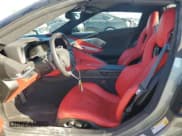 ✅ 2023 Chevrolet Corvette 3LT • VIN: 1G1YC3D42P5105427 • Lot: 82496705. Wystawiony na Copart z przebiegiem 8 592 mil. Bezpłatny archiwum sprzedaży aukcyjnych z USA i szczegółowy raport historii pojazdu na DreamBid. Zdjęcie 7.