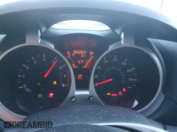 ✅ 2015 Nissan Juke SV • VIN: JN8AF5MVXFT555510 • Lot: 86063555. Listed on Copart with 160,263 mi. Free auction sales archive from the USA and detailed vehicle history report at DreamBid. Image 9.