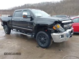 ✅ 2015 Chevrolet Silverado 2500HD LTZ • VIN: 1GC1KWEG7FF654250 • Лот: 41505883. Опубликован ранее на IAAI с пробегом 130 180 миль. Бесплатный доступ к архиву аукционных продаж из США и подробный отчёт об истории автомобиля на DreamBid. Изображение 1.