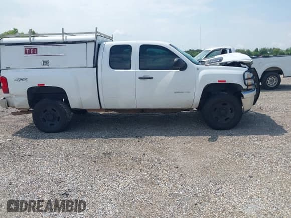 ✅ 2012 Chevrolet Silverado 2500HD Work Truck • VIN: 1GC2KVCG3CZ180244 • Лот: 42887829. Опубликован ранее на IAAI с пробегом Не указан. Бесплатный доступ к архиву аукционных продаж из США и подробный отчёт об истории автомобиля на DreamBid. Изображение 12.