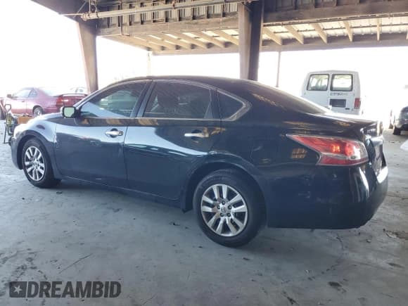 ✅ 2015 Nissan Altima 2.5 • VIN: 1N4AL3AP4FN885524 • Lot: 80682125. Listed on Copart with 97,528 mi. Free auction sales archive from the USA and detailed vehicle history report at DreamBid. Image 2.