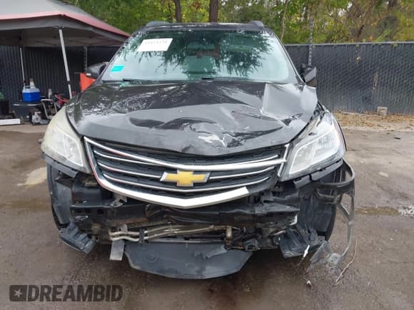 ✅ 2016 Chevrolet Traverse LT • VIN: 1GNKRGKD8GJ289275 • Lot: 43423221. Listed on IAAI with 136,907 mi. Free auction sales archive from the USA and detailed vehicle history report at DreamBid. Image 6.