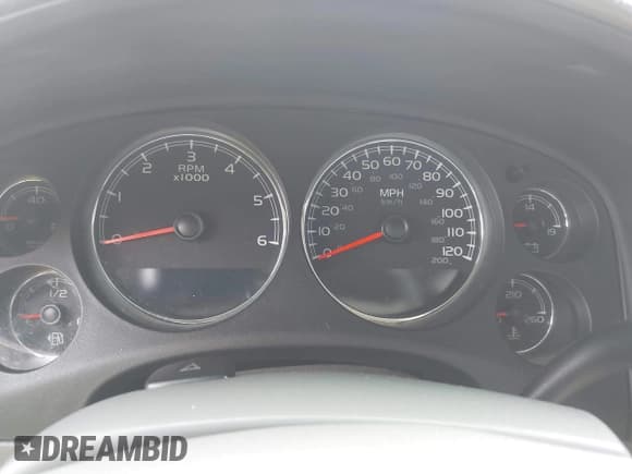 ✅ 2010 Chevrolet Suburban LT • VIN: 1GNUKJE31AR158534 • Lot: 42250669. Listed on IAAI with Not provided. Free auction sales archive from the USA and detailed vehicle history report at DreamBid. Image 7.