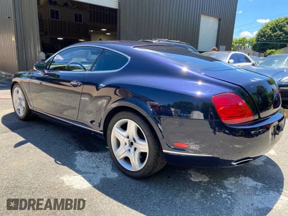✅ 2005 Bentley Continental GT GT • VIN: SCBCR63W15C023883 • Lot: 79996154. Wystawiony na Copart z przebiegiem 85 368 mil. Bezpłatny archiwum sprzedaży aukcyjnych z USA i szczegółowy raport historii pojazdu na DreamBid. Zdjęcie 3.