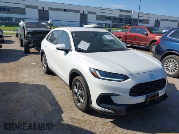 ✅ 2026 Honda HR-V LX • VIN: 3CZRZ2H39TM706922 • Lot: 43294406. Listed on IAAI with 420 mi. Free auction sales archive from the USA and detailed vehicle history report at DreamBid. Image 1.