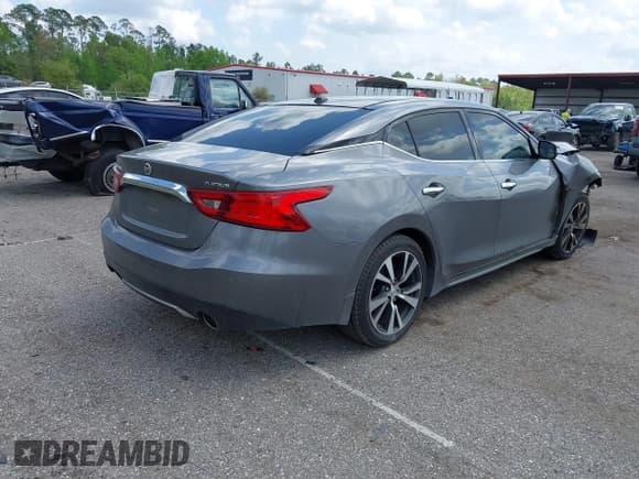 ✅ 2017 Nissan Maxima S • VIN: 1N4AA6AP6HC430163 • Lot: 41935320. Listed on IAAI with 64,431 mi. Free auction sales archive from the USA and detailed vehicle history report at DreamBid. Image 4.