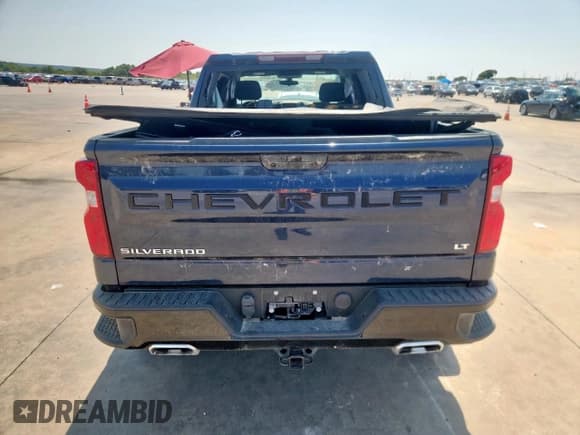 ✅ 2022 Chevrolet Silverado 1500 LT Trail Boss • VIN: 1GCPYFED5NZ169908 • Lot: 72050845. Wystawiony na Copart z przebiegiem Nie podano. Bezpłatny archiwum sprzedaży aukcyjnych z USA i szczegółowy raport historii pojazdu na DreamBid. Zdjęcie 6.