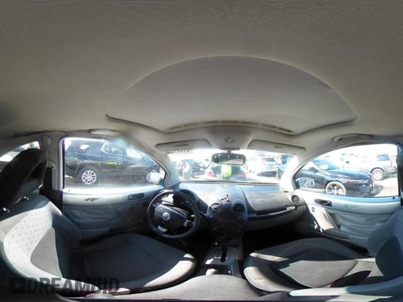 ✅ 2001 Volkswagen Beetle GLS • VIN: 3VWCK21C71M426906 • Lot: 43193470. Listed on IAAI with 206,267 mi. Free auction sales archive from the USA and detailed vehicle history report at DreamBid. Image 19.