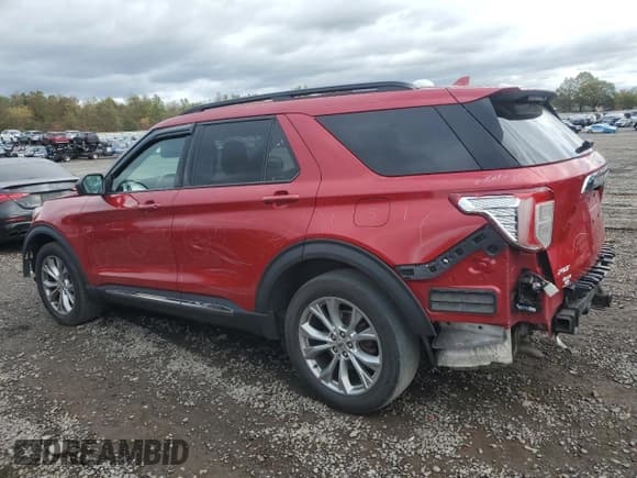 ✅ 2020 Ford Explorer XLT • VIN: 1FMSK8DH1LGC72419 • Лот: 82574805. Опубликован ранее на Copart с пробегом 104 992 миль. Бесплатный доступ к архиву аукционных продаж из США и подробный отчёт об истории автомобиля на DreamBid. Изображение 2.