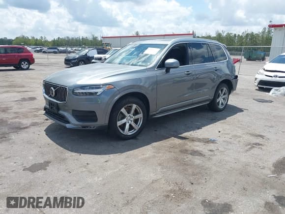 ✅ 2020 Volvo XC90 Momentum • VIN: YV4A221K9L1620562 • Lot: 42186536. Listed on IAAI with 173,383 mi. Free auction sales archive from the USA and detailed vehicle history report at DreamBid. Image 2.