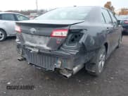 ✅ 2014 Toyota Camry SE • VIN: 4T1BK1FK2EU027441 • Лот: 43656411. Опубликован ранее на IAAI с пробегом 180 041 миль. Бесплатный доступ к архиву аукционных продаж из США и подробный отчёт об истории автомобиля на DreamBid. Изображение 6.