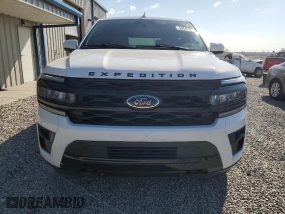 ✅ 2023 Ford Expedition Limited • VIN: 1FMJU2A84PEA37151 • Lot: 50645205. Wystawiony na Copart z przebiegiem 54 669 mil. Bezpłatny archiwum sprzedaży aukcyjnych z USA i szczegółowy raport historii pojazdu na DreamBid. Zdjęcie 5.