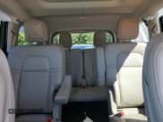 ✅ 2022 Lincoln Aviator Standard • VIN: 5LM5J6XC3NGL20846 • Lot: 69856064. Wystawiony na Copart z przebiegiem 8 673 mil. Bezpłatny archiwum sprzedaży aukcyjnych z USA i szczegółowy raport historii pojazdu na DreamBid. Zdjęcie 10.