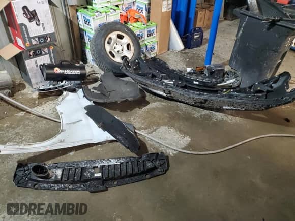 2022 Chevrolet Silverado 1500 Work Truck z VIN 3GCNWAED2NG184060, wystawiony jako Copart lot #83856144 z przebiegiem 36 869 mil mil oraz Szkoda całkowita • Salvage title. Historia ofert i sprzedaży dostępna na DreamBid. Obrazek 12.