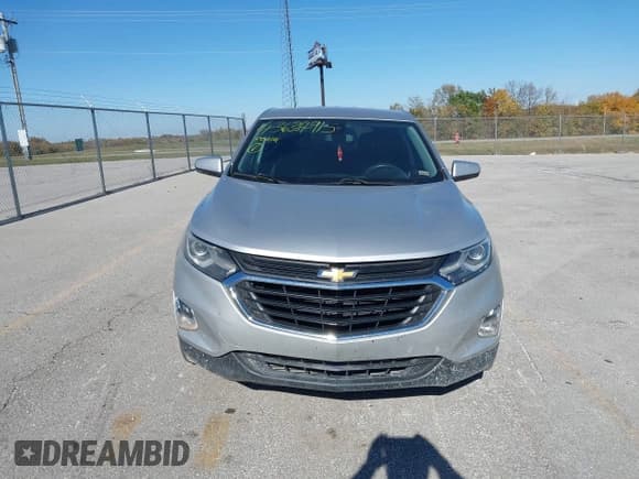 ✅ 2020 Chevrolet Equinox LT • VIN: 3GNAXKEV6LS515704 • Lot: 43634915. Wystawiony na IAAI z przebiegiem 117 672 mil. Bezpłatny archiwum sprzedaży aukcyjnych z USA i szczegółowy raport historii pojazdu na DreamBid. Zdjęcie 12.