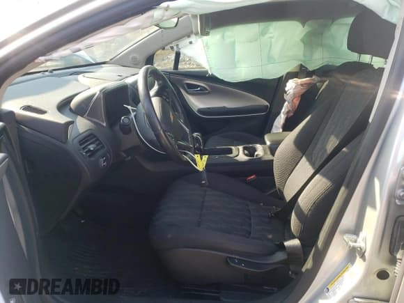 ✅ 2015 Chevrolet Volt • VIN: 1G1RA6E48FU130489 • Lot: 44204624. Wystawiony na Copart z przebiegiem 88 500 mil. Bezpłatny archiwum sprzedaży aukcyjnych z USA i szczegółowy raport historii pojazdu na DreamBid. Zdjęcie 7.