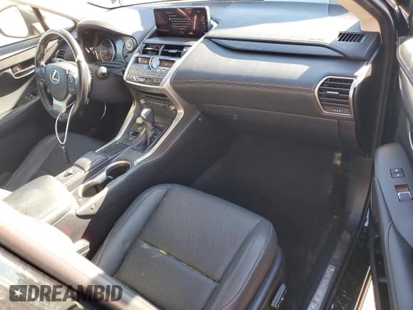 ✅ 2019 Lexus NX 300 F Sport • VIN: JTJBARBZ6K2187576 • Лот: 86805805. Опубликован ранее на Copart с пробегом 91 213 миль. Бесплатный доступ к архиву аукционных продаж из США и подробный отчёт об истории автомобиля на DreamBid. Изображение 8.