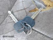 ✅ 2000 Toyota 4Runner SR5 • VIN: JT3GN86R9Y0145915 • Lot: 43774694. Wystawiony na IAAI z przebiegiem 240 984 mil. Bezpłatny archiwum sprzedaży aukcyjnych z USA i szczegółowy raport historii pojazdu na DreamBid. Zdjęcie 11.