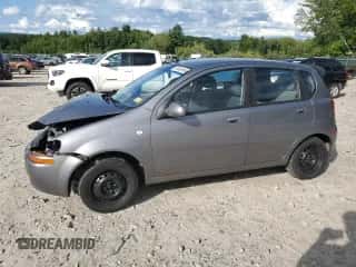 2006 Chevrolet Aveo LS с VIN KL1TD66676B670083, выставлен на аукционе Copart как лот 68493464 с пробегом 193 000 миль миль и Списание • Salvage title. История ставок и продаж доступна на DreamBid. Изображение 1.