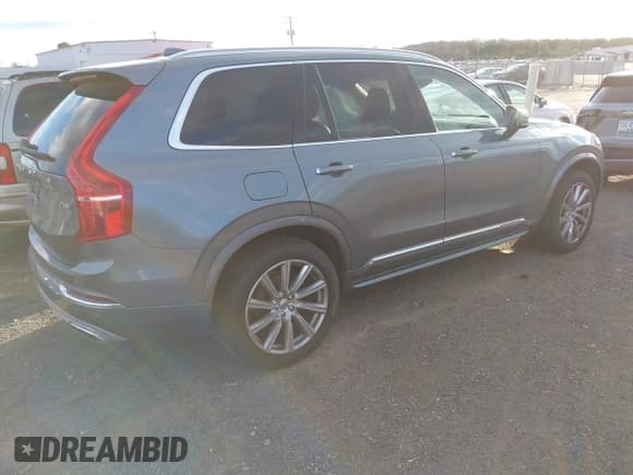 ✅ 2019 Volvo XC90 Inscription • VIN: YV4A22PL6K1430703 • Lot: 43791889. Listed on IAAI with 24,228 mi. Free auction sales archive from the USA and detailed vehicle history report at DreamBid. Image 4.