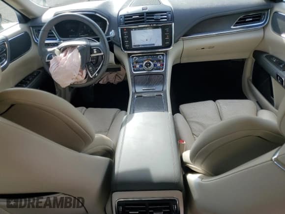 ✅ 2019 Lincoln Continental Select • VIN: 1LN6L9SK2K5614246 • Lot: 81462175. Wystawiony na Copart z przebiegiem 28 355 mil. Bezpłatny archiwum sprzedaży aukcyjnych z USA i szczegółowy raport historii pojazdu na DreamBid. Zdjęcie 8.