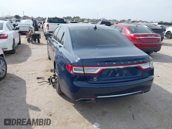 ✅ 2018 Lincoln Continental Reserve • VIN: 1LN6L9NP3J5614469 • Lot: 41665861. Listed on IAAI with 67,230 mi. Free auction sales archive from the USA and detailed vehicle history report at DreamBid. Image 3.