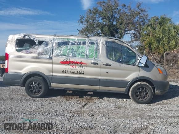 ✅ 2017 Ford Transit XL • VIN: 1FMZK1YM1HKB03485 • Lot: 41429937. Wystawiony na IAAI z przebiegiem 113 171 mil. Bezpłatny archiwum sprzedaży aukcyjnych z USA i szczegółowy raport historii pojazdu na DreamBid. Zdjęcie 13.