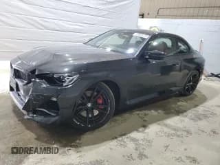 ✅ 2024 BMW 2 Series M240i xDrive • VIN: 3MW53CM03R8E68166 • Лот: 50958225. Опубликован ранее на Copart с пробегом 9 461 миль. Бесплатный доступ к архиву аукционных продаж из США и подробный отчёт об истории автомобиля на DreamBid. Изображение 1.