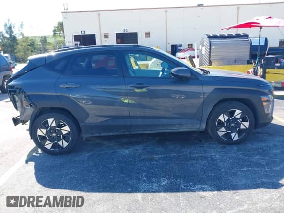2025 Hyundai Kona SEL с VIN KM8HB3AB2SU286343, выставлен на аукционе IAAI как лот 43581936 с пробегом 15 438 миль миль и . История ставок и продаж доступна на DreamBid. Изображение 14.