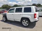 ✅ 2017 Jeep Patriot Latitude • VIN: 1C4NJPFB7HD183373 • Лот: 69658435. Опубликован ранее на Copart с пробегом 121 946 миль. Бесплатный доступ к архиву аукционных продаж из США и подробный отчёт об истории автомобиля на DreamBid. Изображение 2.