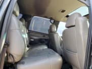 ✅ 2002 Chevrolet Suburban LS • VIN: 3GNEC16T42G306502 • Лот: 80507984. Опубликован ранее на Copart с пробегом 277 514 миль. Бесплатный доступ к архиву аукционных продаж из США и подробный отчёт об истории автомобиля на DreamBid. Изображение 11.