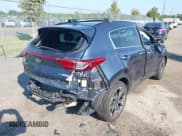 ✅ 2020 Kia Sportage SX Turbo • VIN: KNDPRCA63L7840195 • Lot: 43003204. Wystawiony na IAAI z przebiegiem 62 292 mil. Bezpłatny archiwum sprzedaży aukcyjnych z USA i szczegółowy raport historii pojazdu na DreamBid. Zdjęcie 4.