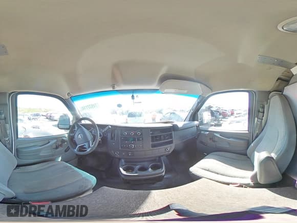 ✅ 2013 GMC Savana Cargo • VIN: 1GTW7FCA1D1112707 • Lot: 74933114. Wystawiony na Copart z przebiegiem 224 096 mil. Bezpłatny archiwum sprzedaży aukcyjnych z USA i szczegółowy raport historii pojazdu na DreamBid. Zdjęcie 15.