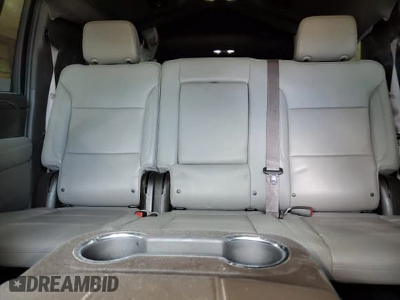 ✅ 2023 Chevrolet Suburban LT • VIN: 1GNSCCKD0PR277634 • Lot: 71211365. Listed on Copart with 71,205 mi. Free auction sales archive from the USA and detailed vehicle history report at DreamBid. Image 10.