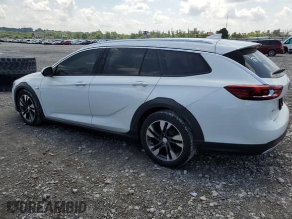 ✅ 2019 Buick Regal Essence • VIN: W04GV8SX8K1024661 • Lot: 68385955. Listed on Copart with 114,939 mi. Free auction sales archive from the USA and detailed vehicle history report at DreamBid. Image 2.