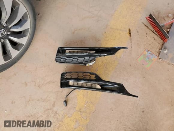 ✅ 2017 Honda Accord EX-L • VIN: JHMCR6F59HC007319 • Lot: 86193835. Wystawiony na Copart z przebiegiem 85 274 mil. Bezpłatny archiwum sprzedaży aukcyjnych z USA i szczegółowy raport historii pojazdu na DreamBid. Zdjęcie 12.