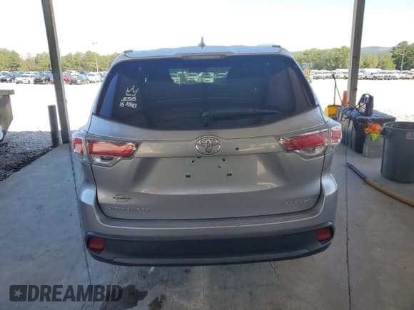 ✅ 2014 Toyota Highlander XLE • VIN: 5TDJKRFH3ES031859 • Лот: 85536705. Опубликован ранее на Copart с пробегом 180 744 миль. Бесплатный доступ к архиву аукционных продаж из США и подробный отчёт об истории автомобиля на DreamBid. Изображение 6.