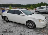 ✅ 2007 Toyota Avalon XL • VIN: 4T1BK36B37U230109 • Лот: 61020215. Опубликован ранее на Copart с пробегом 119 652 миль. Бесплатный доступ к архиву аукционных продаж из США и подробный отчёт об истории автомобиля на DreamBid. Изображение 4.