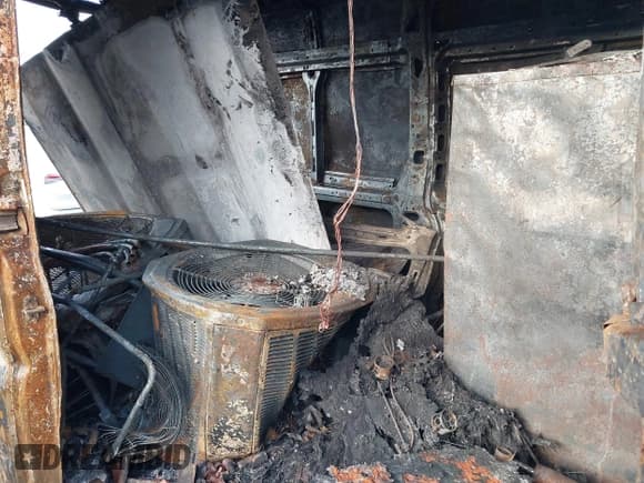 ✅ 2019 Ram ProMaster Cargo • VIN: 3C6TRVCG4KE518896 • Lot: 41214929. Listed on IAAI with Not provided. Free auction sales archive from the USA and detailed vehicle history report at DreamBid. Image 8.