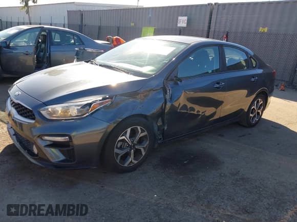 ✅ 2019 Kia Forte LXS • VIN: 3KPF24AD3KE109091 • Lot: 43792731. Wystawiony na IAAI z przebiegiem 147 207 mil. Bezpłatny archiwum sprzedaży aukcyjnych z USA i szczegółowy raport historii pojazdu na DreamBid. Zdjęcie 6.
