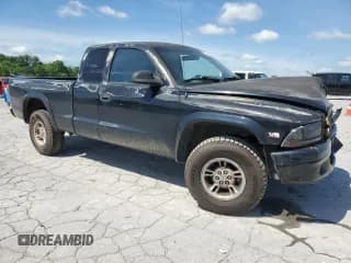 ✅ 1997 Dodge Dakota • VIN: 1B7GG23Y9VS179657 • Lot: 55836445. Wystawiony na Copart z przebiegiem 233 106 mil. Bezpłatny archiwum sprzedaży aukcyjnych z USA i szczegółowy raport historii pojazdu na DreamBid. Zdjęcie 4.
