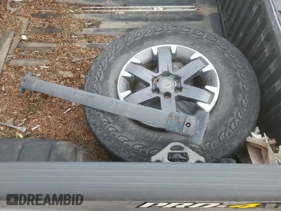 ✅ 2014 Nissan Frontier Pro-4X • VIN: 1N6AD0EV1EN741231 • Lot: 51704525. Wystawiony na Copart z przebiegiem 126 708 mil. Bezpłatny archiwum sprzedaży aukcyjnych z USA i szczegółowy raport historii pojazdu na DreamBid. Zdjęcie 12.