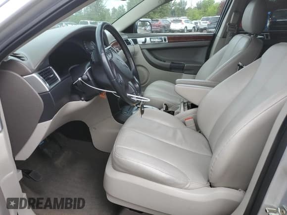 ✅ 2004 Chrysler Pacifica • VIN: 2C8GM68414R559337 • Lot: 62875355. Listed on Copart with 116,547 mi. Free auction sales archive from the USA and detailed vehicle history report at DreamBid. Image 7.