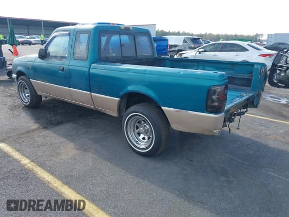 ✅ 1993 Ford Ranger XLT • VIN: 1FTCR14X7PTA00134 • Lot: 43760197. Listed on IAAI with 300,000 mi. Free auction sales archive from the USA and detailed vehicle history report at DreamBid. Image 3.